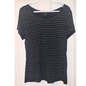 Women's Banana Republic Luxe Touch Black/Beige Scoop Neck Shirt (Size Large)